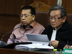 Setya Novanto Sempat Tertidur Saat Sidang Kasus e-KTP