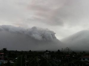 Penampakan Gunung Mayon di Filipina yang Diprediksi Akan Meletus