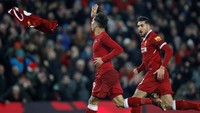 Perayaan gol Roberto Firmino ini terjadi di menit ke-59. Liverpool unggul 2-1. (Foto: Carl Recine/Action Images via Reuters)