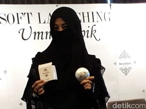 Pipik Akui Dirinya Banyak Diblacklist Acara TV Usai Bercadar Pipik Akui Dirinya Banyak Diblacklist Acara TV Usai Bercadar