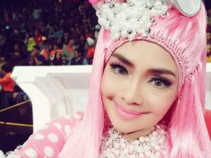 5 Gaya Hijab Teraneh yang Pernah Ada, Mirip Wig Hingga Pocong 5 Gaya Hijab Teraneh yang Pernah Ada, Mirip Wig Hingga Pocong