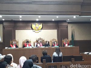 Setya Novanto Ingin Bisa Bertemu Keluarga Setiap Sebelum Sidang