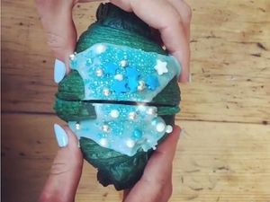 Terbaru! Croissant Mermaid dengan Warna Biru Cantik dan Isian Krim Lembut Lumer Terbaru! Croissant Mermaid dengan Warna Biru Cantik dan Isian Krim Lembut Lumer