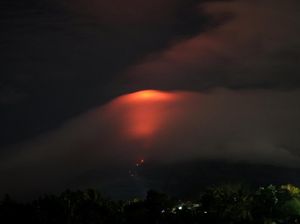 Gunung Mayon di Filipina Akan Meletus, 12 Ribu Warga Mengungsi