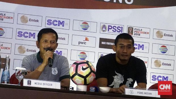 Posisi Djadjang Nurdjaman di kursi pelatih kepala belum tergoyahkan.