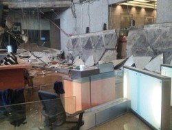 Selasar BEI Ambruk, 28 Korban Luka Ditangani RS Siloam