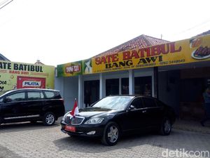 Canda Bupati Enthus ke Jokowi: Kambing Tegal Tak Ada Kolesterol