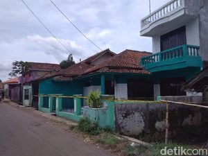 Nani Hilang Diduga Dikubur, Rumahnya di Garut Digaris Polisi