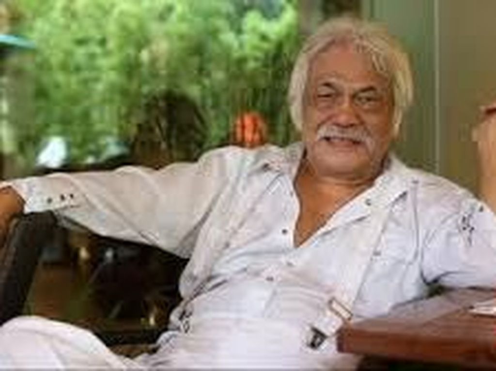 Sastrawan Remy Sylado Kritis Sastrawan Remy Sylado Kritis