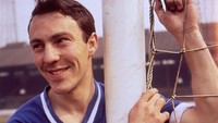 Di posisi tujuh ada Jimmy Greaves, yang mencetak gol 132 gol untuk Chelsea. Greaves memperkuat Chelsea pada 1957-1961. (Foto: Hulton Archive/Getty Images)