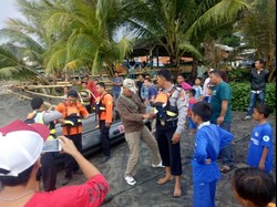 Pemancing Hilang Saat Berenang di Pantai Cibangban Sukabumi