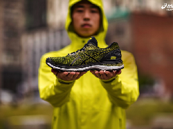 Sepatu Ini Bisa Dukung Lari Jarak Jauh dengan Nyaman