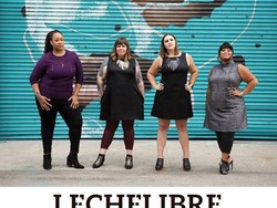 Keren! Ibu Ini Bikin Baju Khusus Menyusui yang Kece Lho