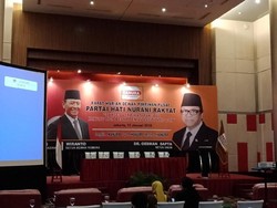 Dipecat Pengurus Hanura, OSO Pimpin Rapat di Manhattan