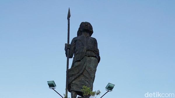 Foto: Martha Christina Tiahahu, Lambang Keberanian Perempuan Ambon