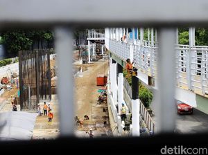 Tergusur Proyek LRT, JPO Baru Dibangun di Kuningan Timur