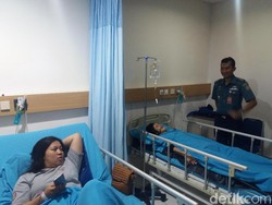 3 Korban Selasar BEI Ambruk Dioperasi Malam Ini di RS Mintohardjo