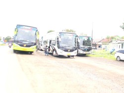 Siang Ini 32 Bus Angkut Nelayan Cantrang dari Tegal ke Jakarta
