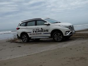 Jelang Tutup Tahun Terios Diskon Rp 6 Juta, Rush Ludes