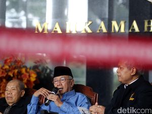 2 Kali Langgar Etik, Bagaimana Nasib Ketua MK?