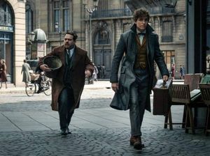 Buku Skenario Fantastic Beasts: The Crimes of Grindelwald Rilis November Buku Skenario Fantastic Beasts: The Crimes of Grindelwald Rilis November