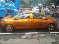 Mobil Bermuka Dua Ditilang Habis Pulang dari Bengkel