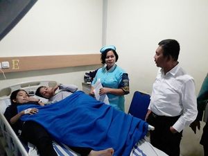 Wagub Sumsel Pastikan Korban Ambruknya Selasar BEI Dapat Perawatan Wagub Sumsel Pastikan Korban Ambruknya Selasar BEI Dapat Perawatan