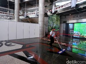 Siapa Kontraktor yang Bangun Tower II BEI yang Selasarnya Ambruk?