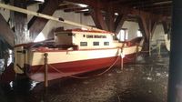 Perahu-perahu Klasik dan Genangan Air di Museum Bahari Pasca Kebakaran