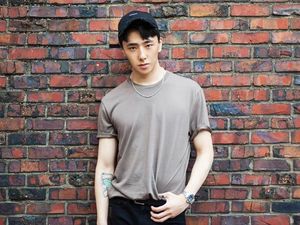 Bukan Hantu, Ini Kasper, Koreografer Tampan Artis Kpop EXO