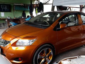 Modifikasi Mobil Bermuka Dua, Ini Hal Paling Sulit Modifikasi Mobil Bermuka Dua, Ini Hal Paling Sulit
