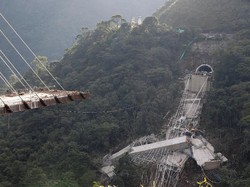 Nahas! Jembatan Ambruk Tewaskan 9 Orang