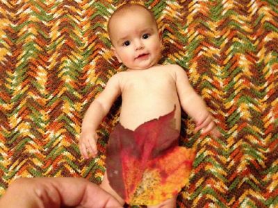 Bayi-bayi Ini Lucu Banget Pakai Kostum dari Buah dan Aneka Makanan