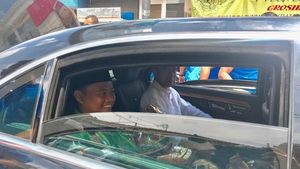 Momen Jokowi Semobil dengan Bupati Uu Ruzhanul