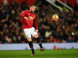 Young Bela Cara Mourinho Tangani Shaw