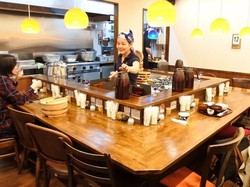 Wah, Makan di Restoran Ini Bisa Gratis dengan Kerja Cuci Piring!