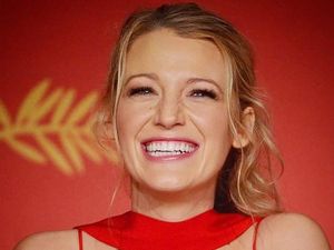 Beredar Foto Blake Lively saat SMA, Rumor Oplas Kembali Ramai