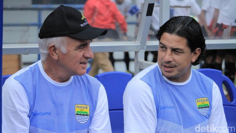 Persib Masih Butuh Perbaiki Sejumlah Hal Persib Masih Butuh Perbaiki Sejumlah Hal