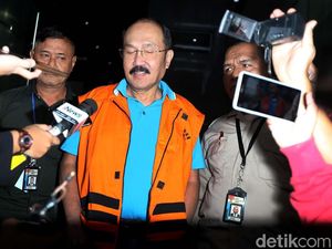 Fredrich Protes Dijerat KPK Sebelum Disidang Etik Fredrich Protes Dijerat KPK Sebelum Disidang Etik
