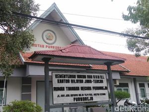 Karutan Purworejo Diperiksa Atasannya di Kantor BNNP Jateng