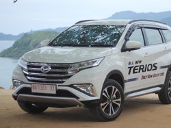Daihatsu Sodorkan Terios Ganjal Xpander