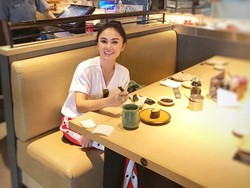 Makanan Pemicu Bau Badan dan Momen Yuni Shara Bersama Makanan