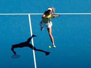 Nyaris Kalah, Wozniacki Balikkan Keadaan dan Lolos