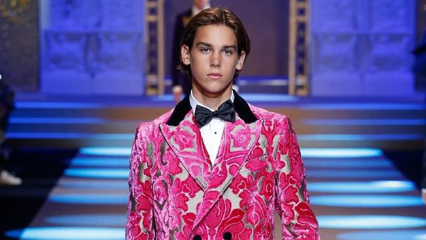 Foto: 7 Anak Selebriti Dunia Eksis di Catwalk Dolce & Gabbana