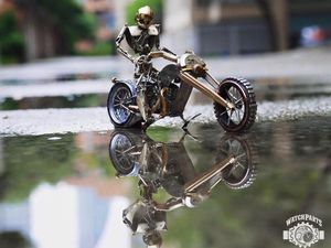 Kamu Nggak akan Duga, Miniatur Keren Ini Terbuat dari Rongsokan Kamu Nggak akan Duga, Miniatur Keren Ini Terbuat dari Rongsokan