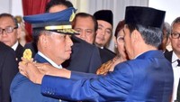 Momen Presiden Jokowi Lantik Marsekal Yuyu Jadi KSAU