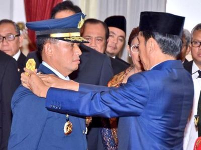 Momen Presiden Jokowi Lantik Marsekal Yuyu Jadi KSAU