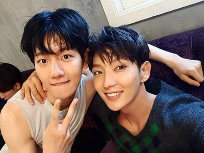 Foto-foto Baekhyun EXO, Si Pemilik Nutella Abs