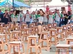 Viral Kontes Burung di Surabaya Diiringi Tarian Seksi