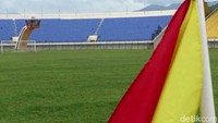 Dengan pembenahan ulang, drainase lapangan akan lebih bagus. Nantinya, lapangan tak akan tergenang meski hujan.